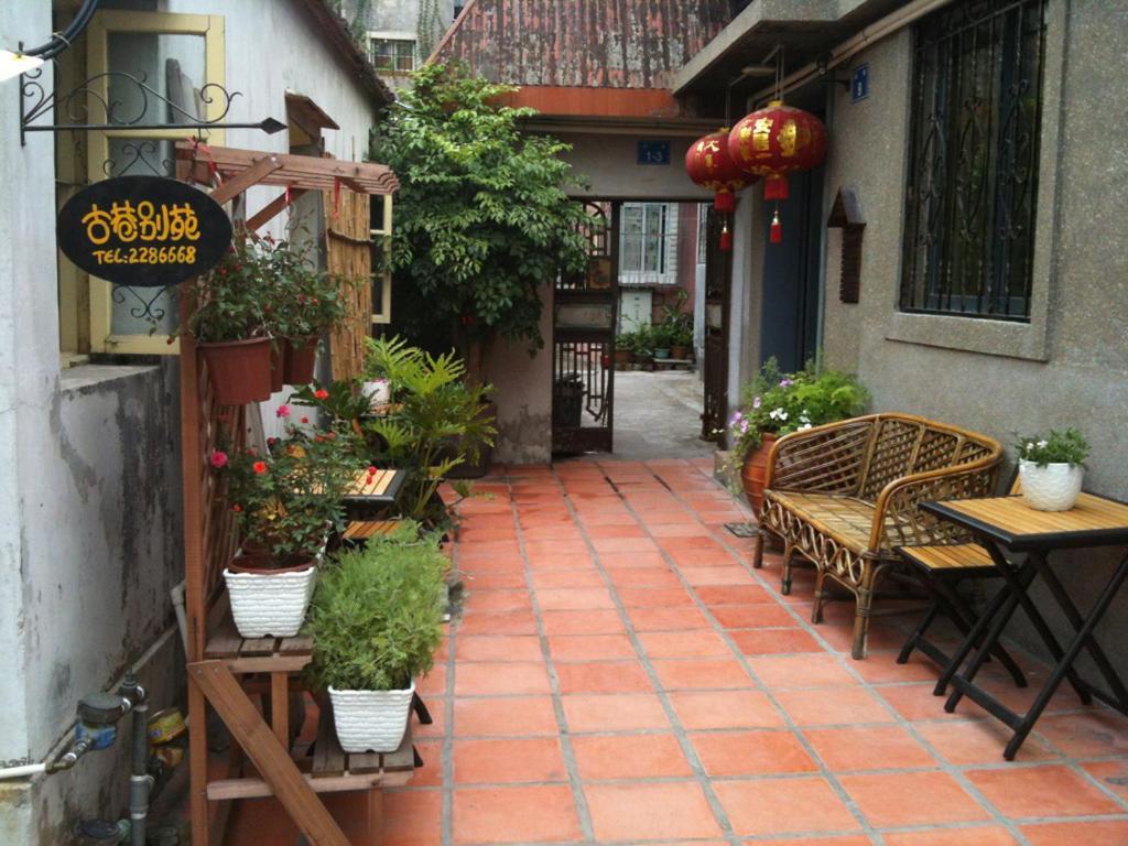 Xiamen Gu Xiang Bie Yuan Hostel Exterior photo